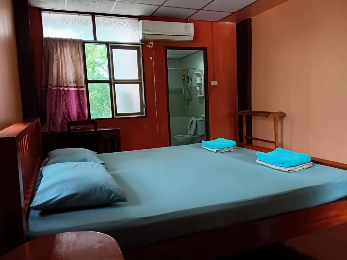 Baan Lotus Guest House Phra Nakhon Si Ayutthaya Exteriör bild