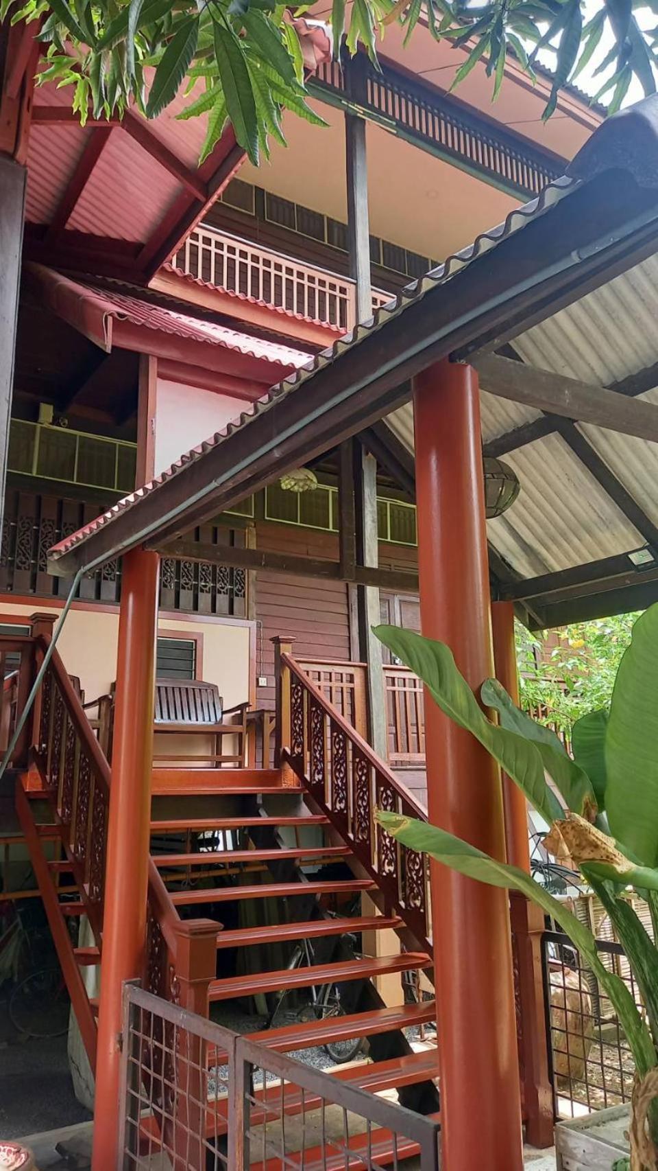 Baan Lotus Guest House Phra Nakhon Si Ayutthaya Exteriör bild